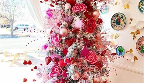 Phinney Ridge Man Decorates His Tree For Valentines Day Valentine's ! Pinterest