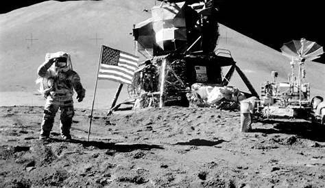 Apollo 16 : le message caché derrière le portrait laissé sur la Lune