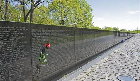 History of the "Wall:" Vietnam Veterans Memorial in Washington, D.C