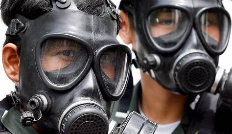 WW2 People wearing gas masks during tests Apr 1941 Stock Photo - Alamy