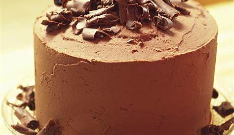 The Pioneer Woman Big Chocolate Birthday Cake http://www.foodnetwork