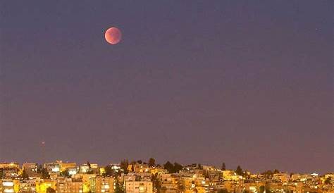 EN IMAGES Les plus beaux clichés de l'exceptionnelle éclipse de Lune