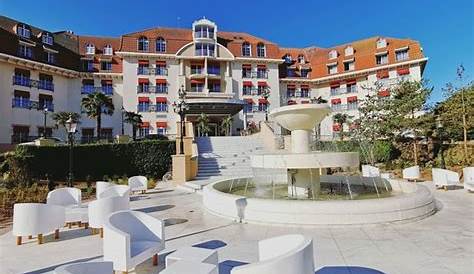 Located in Le #Touquet few steps from the beach, the PoL Hotel is a