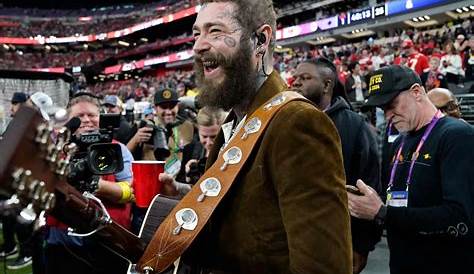 Video of Post Malone Stumbling on Stage Has Fans Worried - Watch | EURweb