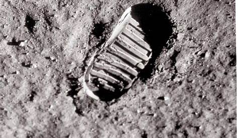 NASA - La huella del primer hombre que pisó Luna cumple 46 años