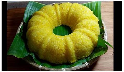 Pulut Kuning | PULUT KUNING or Yellow Gulitinous Rice served… | Flickr