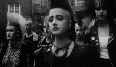 Pin by Sara Kronfeld on punk in 2020 | Punk, System
