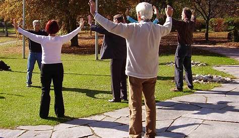 The Benefits of Qi Gong for Seniors | Crestwood Manor