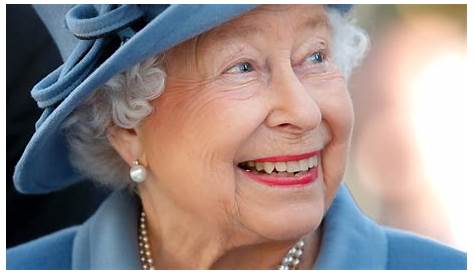Queen Elizabeth always does her own makeup except for one special day
