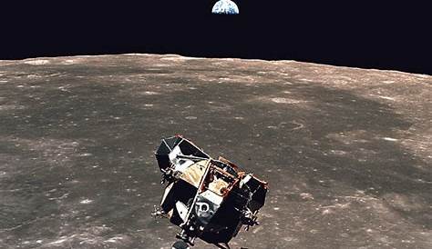 Cinquante ans après Apollo 11, l'épopée lunaire s'expose au Grand