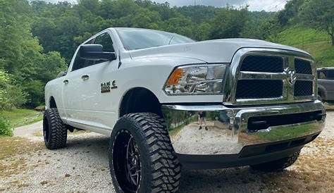 Ram 2500 Rough Country Leveling Kit