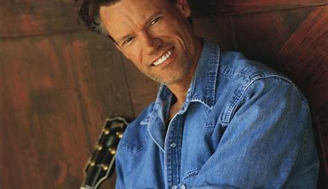 Randy Travis Inducted Into Louisiana Music Hall Of Fame - MusicRow.com