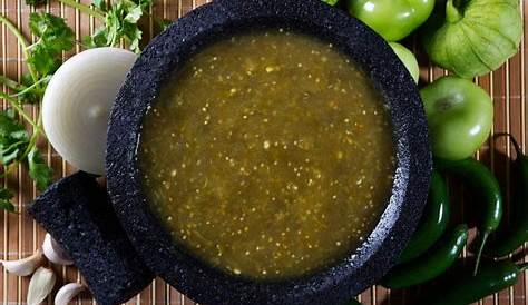 Mexico in My Kitchen: How to Make Spicy Green Tomatillo Sauce / Salsa