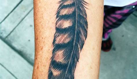 Pin Red Tail Hawk Feather Tattoos on Pinterest | Feather tattoos, Red