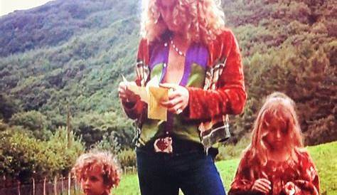 Robert Plant with his parents at The Song Remains The Same premiere