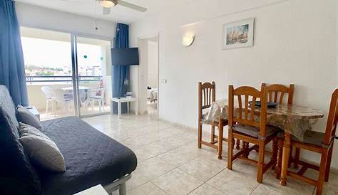A two bedroom Santa Maria apartment Tenerife with air conditioning and