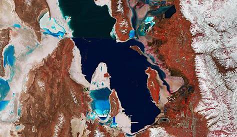 Incredible Views of Utah's Great Salt Lake From Space