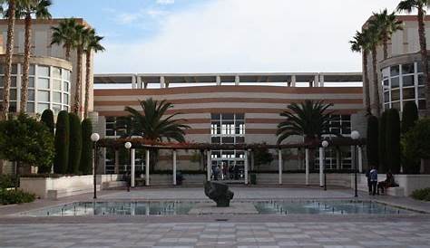 Edificio de la Universidad de Alicante. | Arquitectura, Edificios