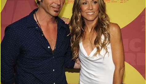 Discover The Untold Story Of Sheryl Crow's Love Life: Partners And Heartbreaks Revealed