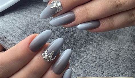 Silver Shoes & Light Gray Nails For Kids' Parties