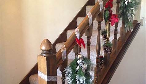 Simple Banister Christmas Decorating Ideas