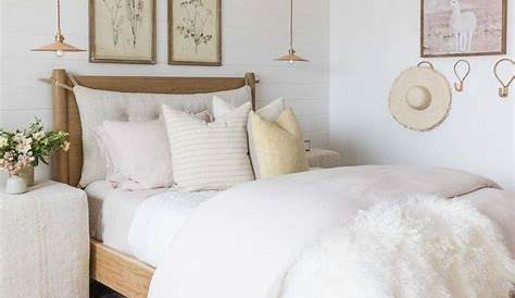 Simple Ideas For Decorating A Bedroom