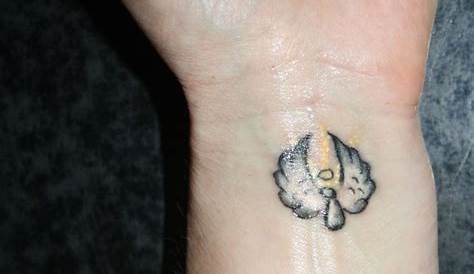 50 Small Angel Tattoos and Designs
