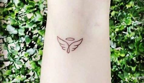 28 Elegant Angel Wings Tattoos On Wrists