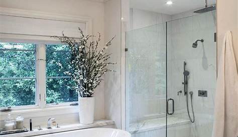 60 Elegant Small Master Bathroom Remodel Ideas (15) in 2020 | Bathroom