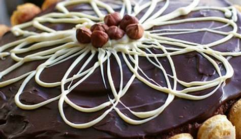 Spring Ideas For Decorating A Chocolate Cake