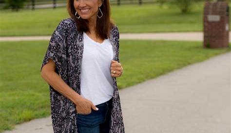 Spring Outfits Women Over 40