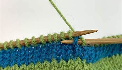 Streifen stricken ohne Treppchen | sockshype.com Knitted Hats, Blanket