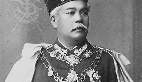 Sultan Sir Abu Bakar ibni Almarhum Temenggong Seri Maharaja Tun Daeng