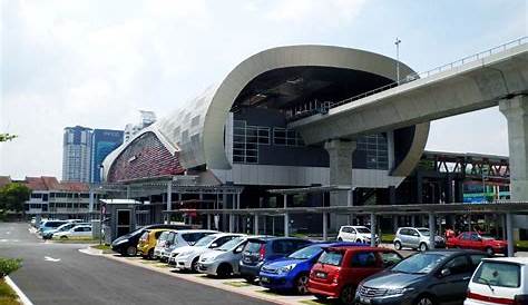 Taman Perindustrian Puchong LRT station near Rakan Muda Complex - klia2