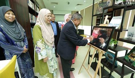 Lawatan Pro Canselor (Tan Sri Dr. Salleh bin Mohd Nor) Ke Perpustakaan