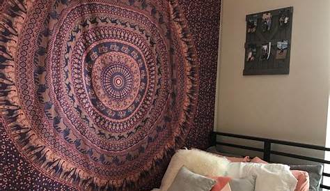Way to Decorate Your Bedroom Using Hang a Tapestry Live Enhanced