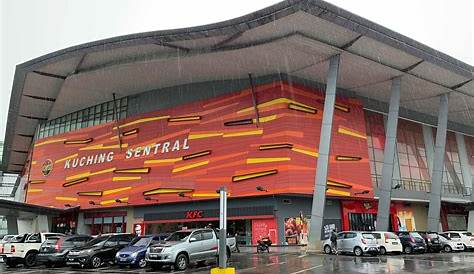 Kuching Sentral Bus Terminal : Kuching Open Air Market Bus Terminal