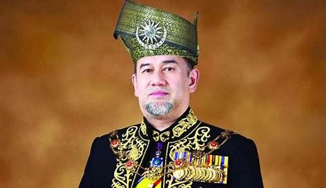 Gambar Pertabalan Sultan Kelantan sebagai YDP Agong - NIKKHAZAMI.COM