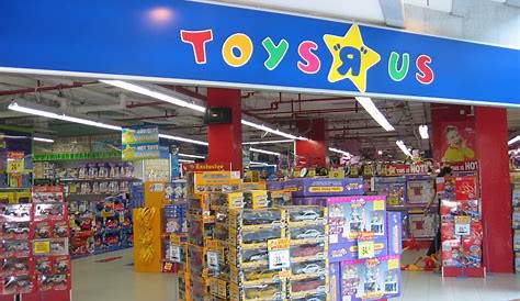 Toys 'R' Us teaming up with Macy's for comeback next year