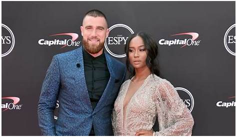 Travis Kelce, girlfriend get over Super Bowl 2021 loss with vacation