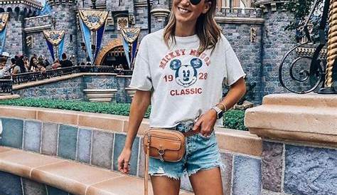 Trendy Disneyland Outfits