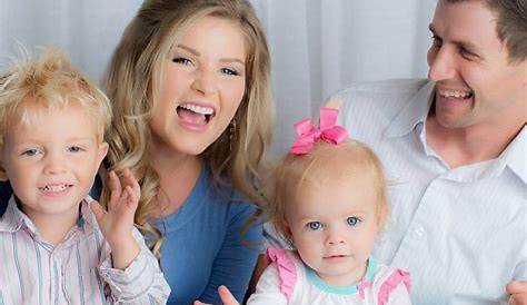 The Bates Family: Meet All 19 Kids From TV's 'Bringing Up Bates'