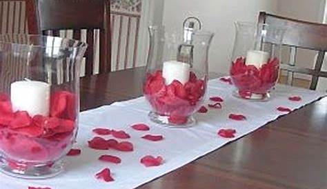 44 Stunning Valentine Table Centerpiece Ideas - HOMYHOMEE