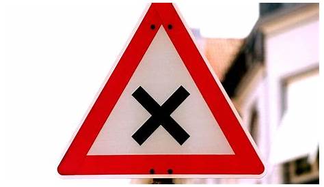 White Traffic Signs Triangle Stockfotos und -bilder Kaufen - Alamy