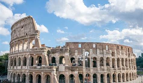 Prachtige Mening Van Colosseum in Al Zijn Verhevenheid Stock Afbeelding
