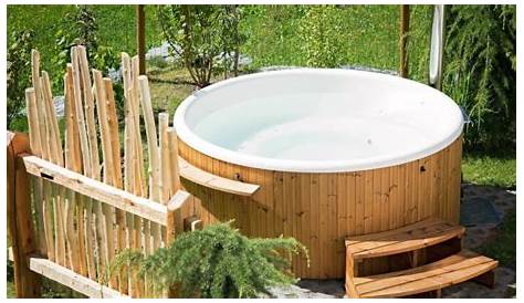 Hot Tub für Garten und Terrasse: So wird ein Badefass zur Warmwasser