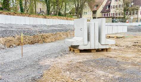 Was tut sich auf Malzers Baustelle?: Terrasse und Gartenmauer