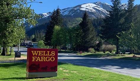 Does Wells Fargo Exchange Foreign Currency? Exploring the Pros and Cons