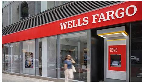 Wells Fargo extending hours because of system failure