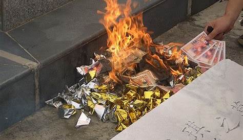 What Chinese Burn When Someone Dies: A Guide To Meaningful Offerings